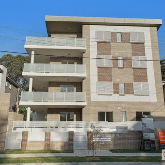 Immaculate 3 Bedroom Apartment