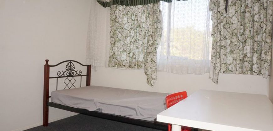 Beautiful 3 Bedroom Duplex In Great Location Of Ryde