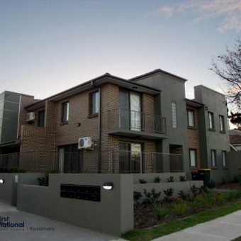 Brand New 3-BEDROOM SPLIT-LEVEL TOWNHOUSE with low-maintainance courtyard