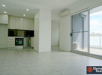 Immaculate 2 bedroom apartment + 1 week free rent.