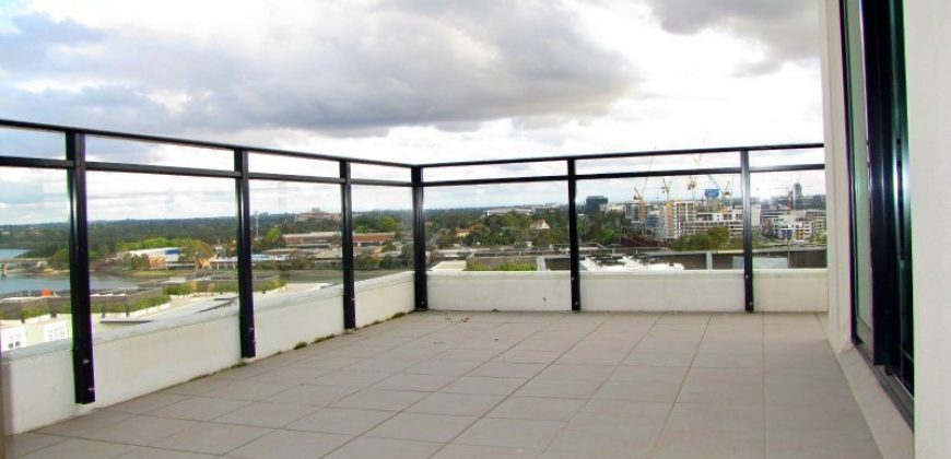 Luxury 275 degree Water & City View Espresso Apartments _ open this Sat 1pm
