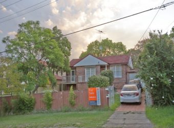 4 Bedroom Brick House, Quiet and Pets Friendly! 6 months Lease !!!