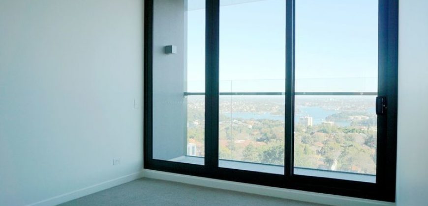 Spectacular Apartment In Prestige North Sydney Location.
