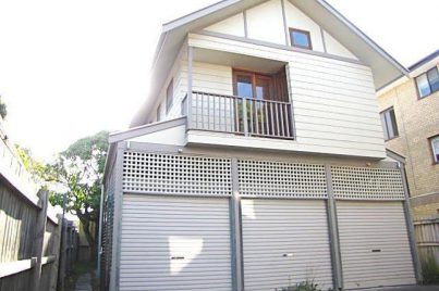 Freestanding 4 Bedroom Townhouse in LEICHHARDT