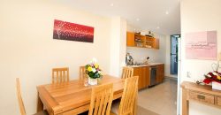 Well Presented 2 Bedroom Apartment, Only Steps To Newington Marketplace.