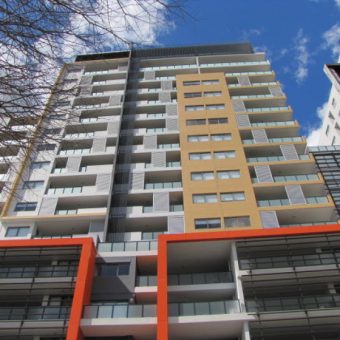 Resort Style living in the heart of Parramatta, 2 Bedroom modern Apartment !!!