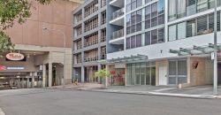 Spacious & Near New Apartment, Within 100m walk to Westfield Parramatta!