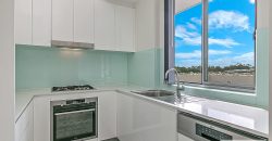 Nearly New Apartment Located at Heart of Thornleigh