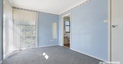 Immaculate Townhouse With Freshly Painted And New Carpets.