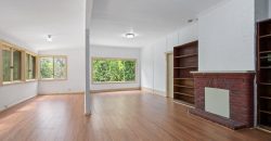 Warm Family House Locate At Quiet And Convenience Position In Beecroft