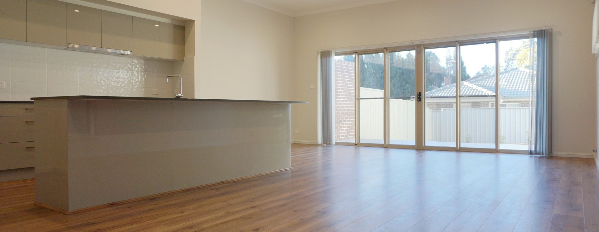 Modern 4-Bedroom Duplex in a convenient Rydalmere Location