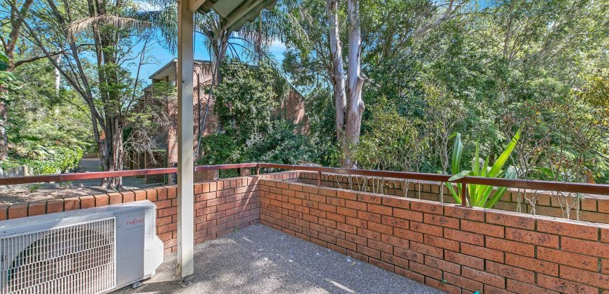 Immaculate Full Brick 3 Bedroom Townhouse