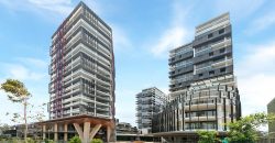 Luxury Apartment Directly Adjoining Macquarie Shopping Centre