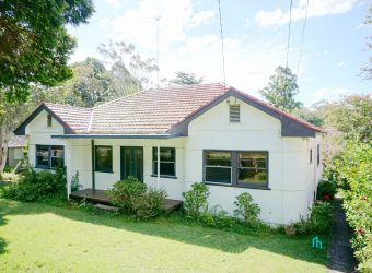 4 Bedroom Timber Floor House Located at Epping Prime Location!