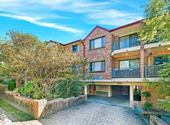 Sold By Alex CHENG 0425 666655