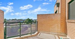 Full Brick 3 Bed Apartment with 3 Balconies.