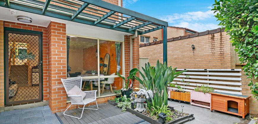 Stylish, Double Brick, Duplex Style Terrace Home