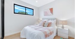Brand New Contemporary 5 Bedroom Duplex!