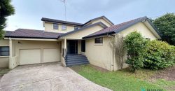 Immaculate 5 Bedroom Family House with Double Lockup Garage