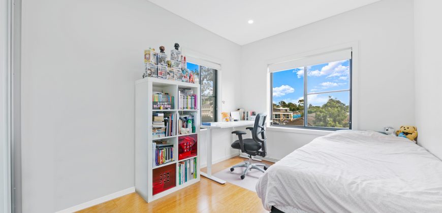 4 Years Young Torrens Title Home, Quiet and Convenient Locale