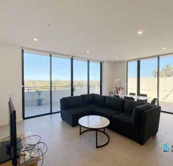 Near New Sunlit Melrose Park Three Bedroom Apartment with City View (First Inspection on the 14th of May)