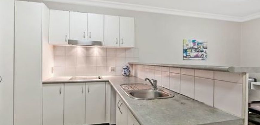 Well Maintained 2 Bedroom Unit