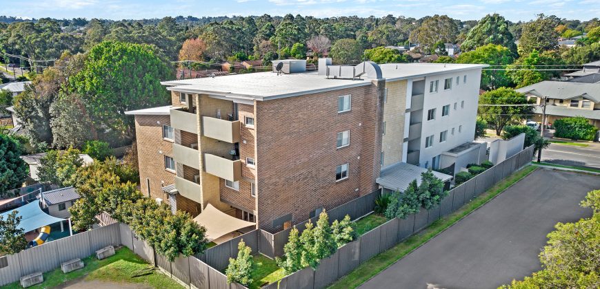 North Aspect Top floor Apartment 2 Bedroom + 2 Car Space + Oversized Storage! Total 166sqm