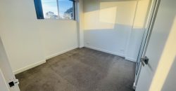 *** Deposit Taken *** Near New 2 Bedroom Apartment Located at Heart of Thornleigh