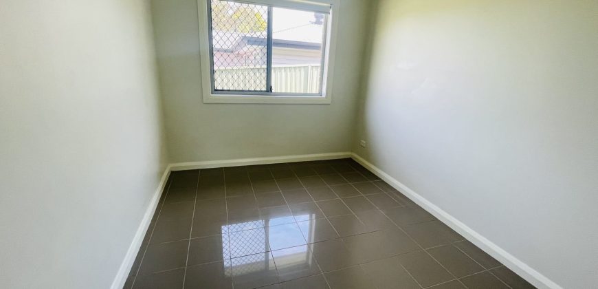 ***Deposit Taken*** Near New 2 Bedrooms Granny Flat Available! Water and internet bills included!