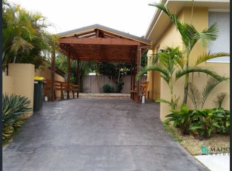 **Water and Gas bill included** Cozy 2 BEDROOM In Convenient Location EASTWOOD!
