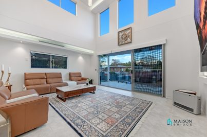 Near New and Spectacular Luxury Duplex Home