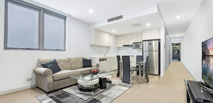 Meriton Ground Floor Apartment with Courtyard and Dual Access