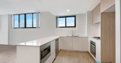 Modern 2-Bedroom Apartment with Scenic Views, Prime Location Near Parramatta