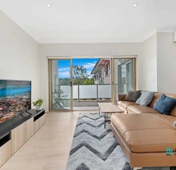 Prime Location, Sunny Aspect, Well Maintained Complex in Telopea