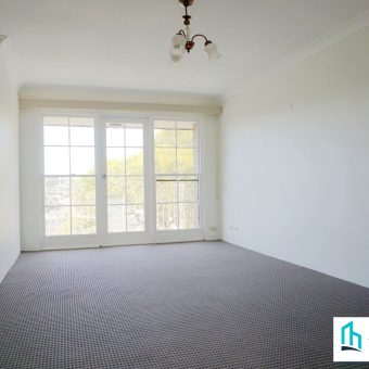 ***Deposit Taken***Spacious 2-Bedroom Unit in Convenient Location of Ryde