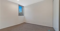 Luxury 2 Bedroom with Study Apartment with Balcony Deck