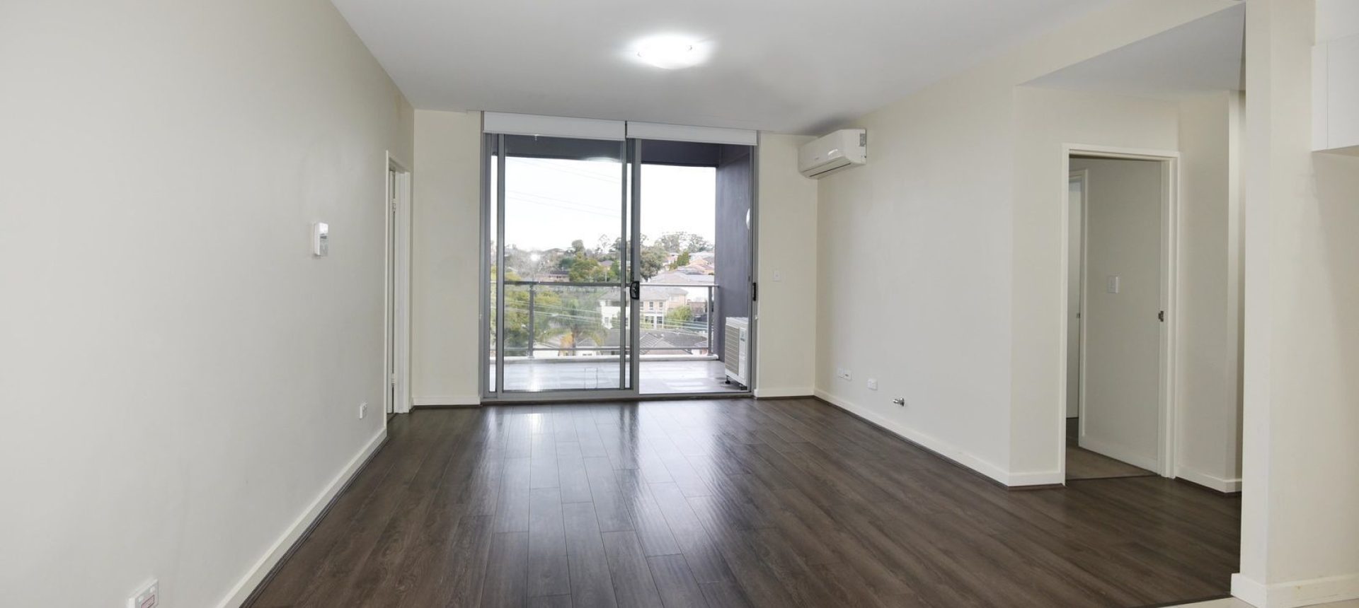 2 Bedroom Apartment, Walking distance to Carlingford Amenities (First Inspection  on 28th June)