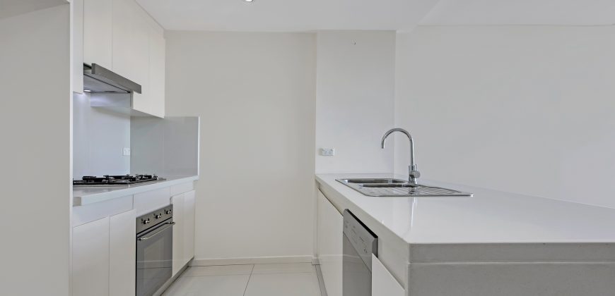 Sold By Sandy & Sirena of “Maison Bridge Property”