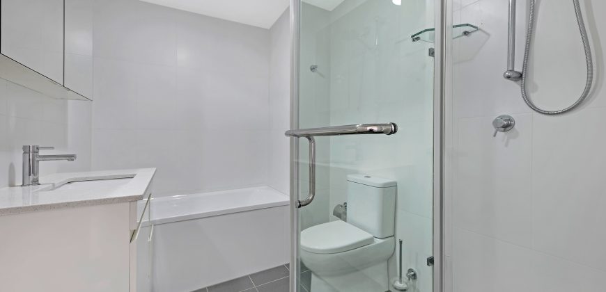 Sold By Sandy & Sirena of “Maison Bridge Property”