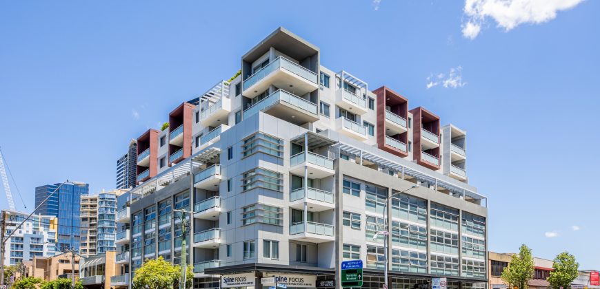 Sold By Sandy & Sirena of “Maison Bridge Property”