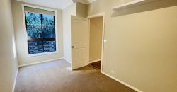 3 Bedroom +1 Bathroom + 2 Car space Family Cosy Villa !