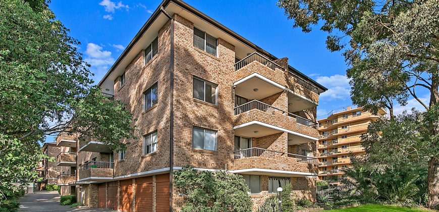 Renovated Full Brick Unit + Double Lockup Garage