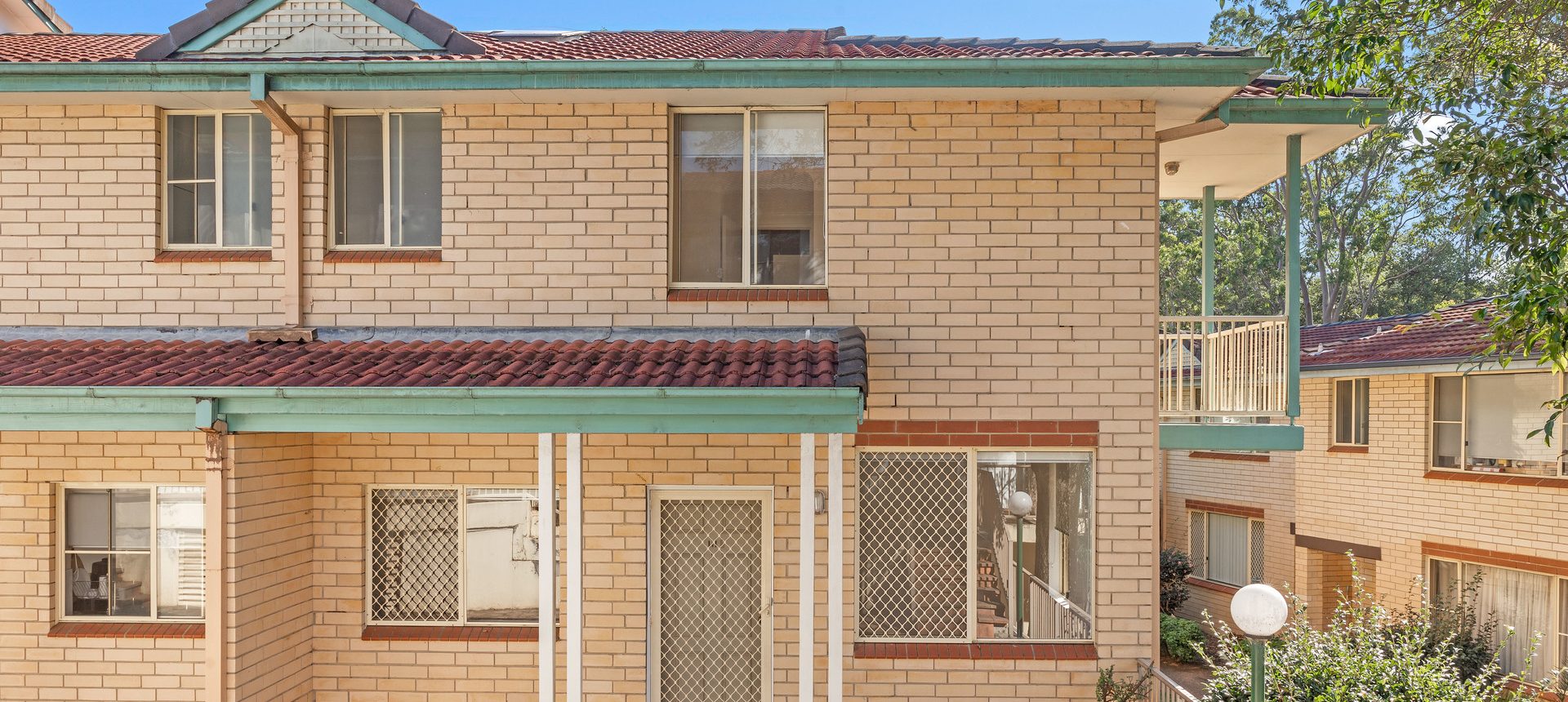 Sold By Sandy & Alex from “Maison Bridge Property”