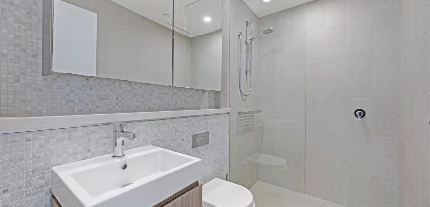 Luxury Water View 2 Bed Apartment