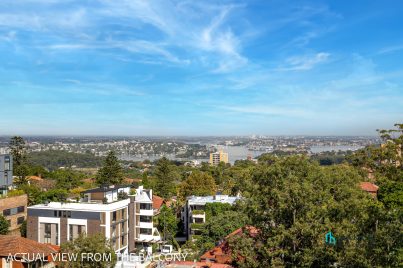 Luxury Water View 2 Bed Apartment