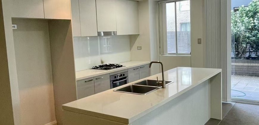 Spacious 3-Bedroom Apartment in Convenient Location of Homebush West