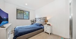 North-Facing Corner Apartment, Large Windowed Study Room, With Courtyard