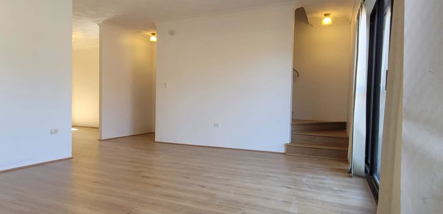 Newly Renovated 3-Bedroom Townhouse In Carlingford