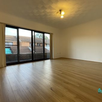 Newly Renovated 3-Bedroom Townhouse In Carlingford