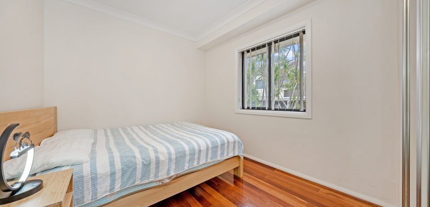 Boutique Townhouse Residence, Quiet and Convenient Position